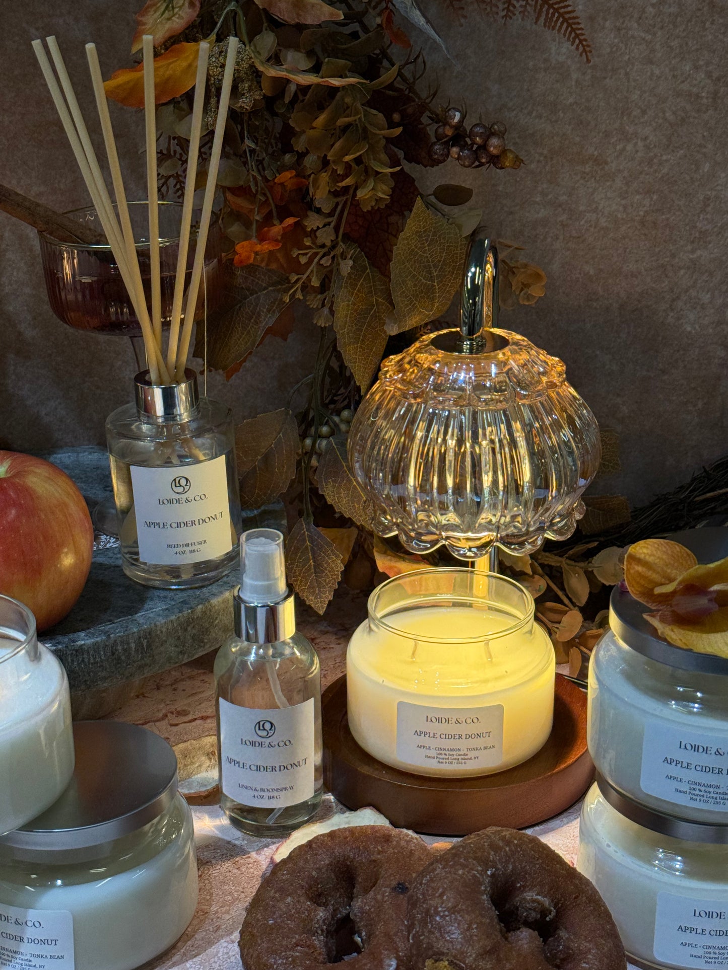 APPLE CIDER DONUT| 9 OZ SOY CANDLE| FALL COLLECTION