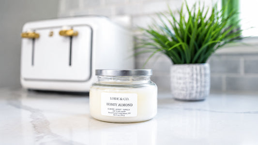HONEY ALMOND CANDLE |9 OZ SOY CANDLE|