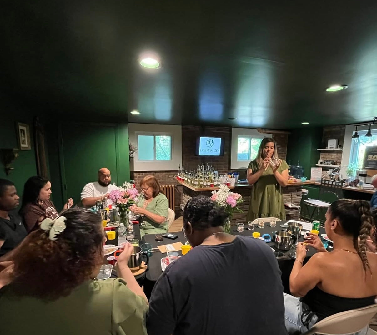 Friendsgiving Candle Class 11/21