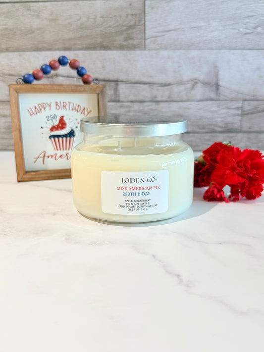 MISS AMERICAN PIE CANDLE |9 OZ SOY CANDLE|